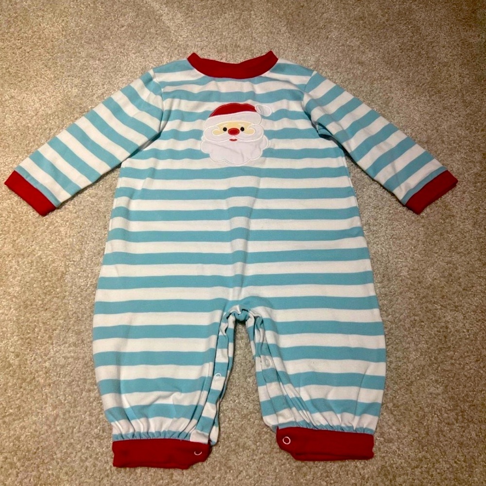 Santa long sleeve pant onesie size 12 months